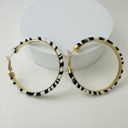 Everyday wear Black and white hoop earrings 